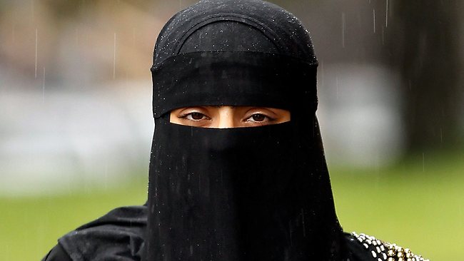 Scopri di più sull'articolo Urteil Europäischer Gerichtshof „Burka-Verbot rechtens“