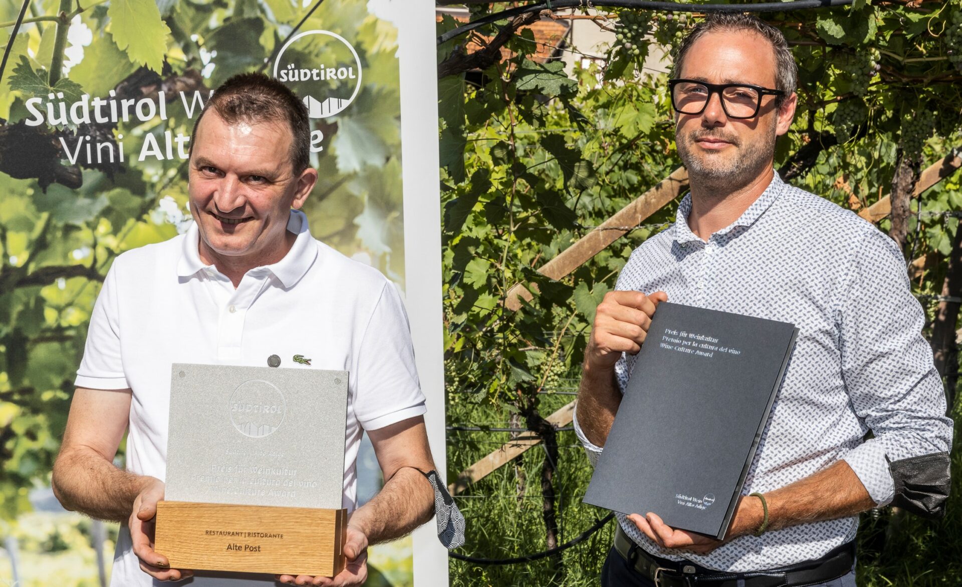 Scopri di più sull'articolo Il “Premio per la cultura del vino in Alto Adige” assegnato all’“Alte Post” di Termeno e il premio speciale al rifugio “Ütia de Bioch” in Alta Badia