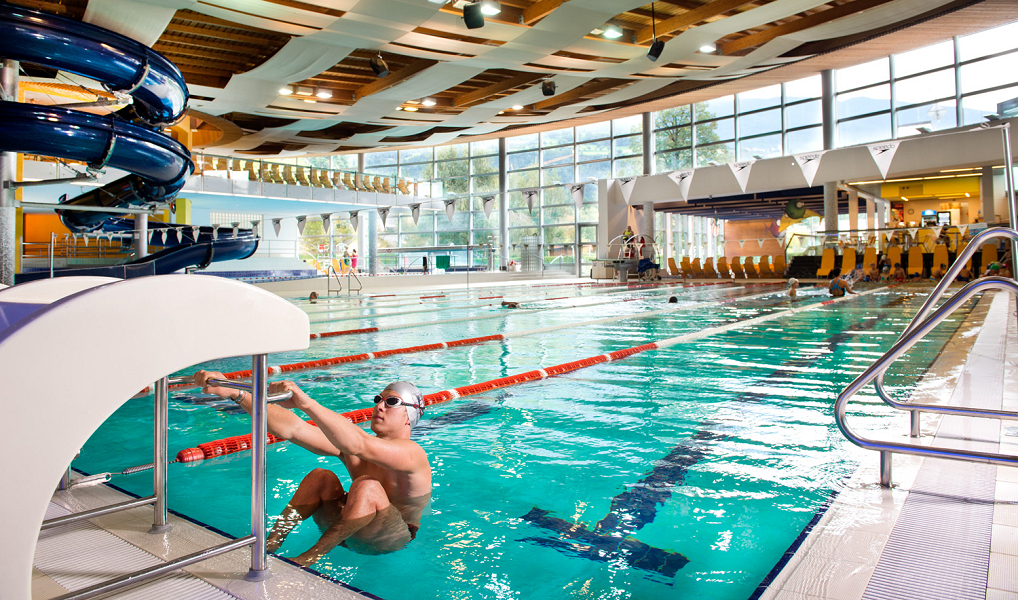 Mehr über den Artikel erfahren Bressanone, il 6 settembre riapre la piscina coperta Acquarena