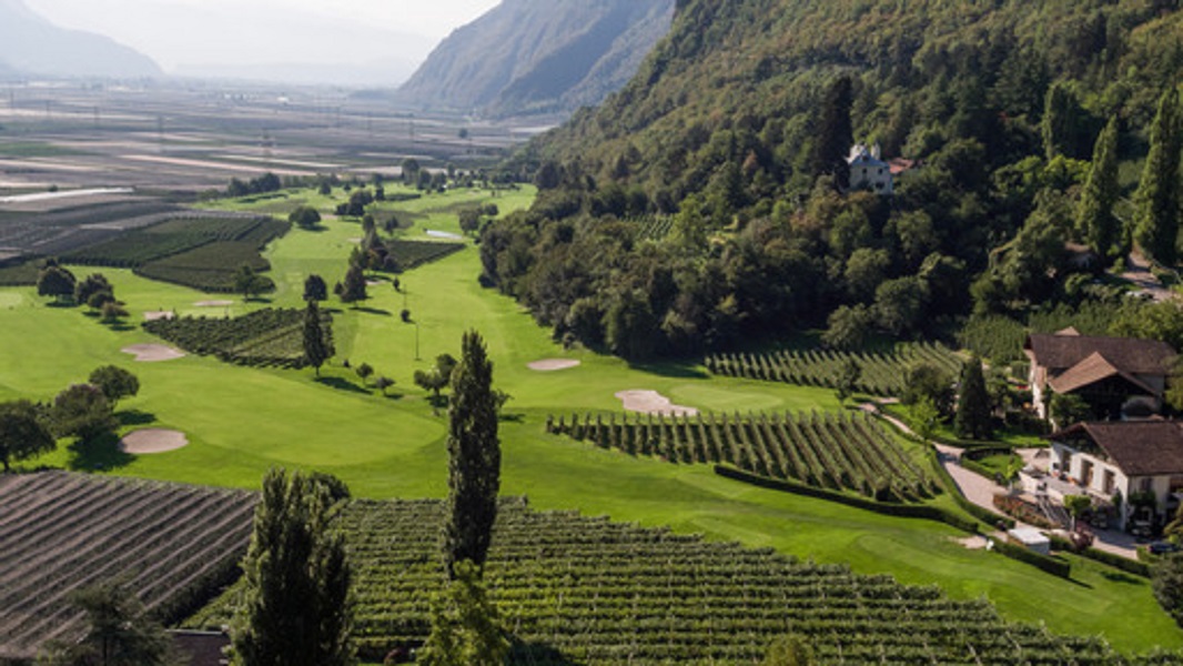 Scopri di più sull'articolo A Lana si gioca anche a golf