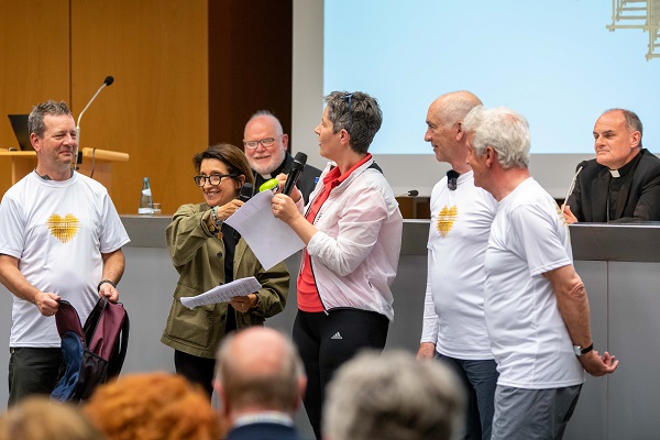 Scopri di più sull'articolo Pellegrini vittime di abusi nella Chiesa arrivano in bici a Bolzano