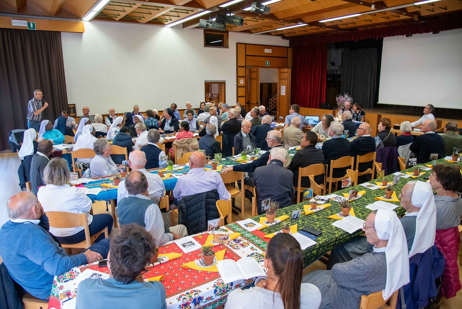 Mehr über den Artikel erfahren Missionaretreffen in Maria Trens, Fixpunkt für die Missionsarbeit