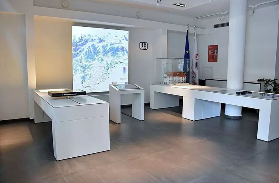 Scopri di più sull'articolo Viaggio interattivo attraverso l’Euregio all’Infopoint di Innsbruck