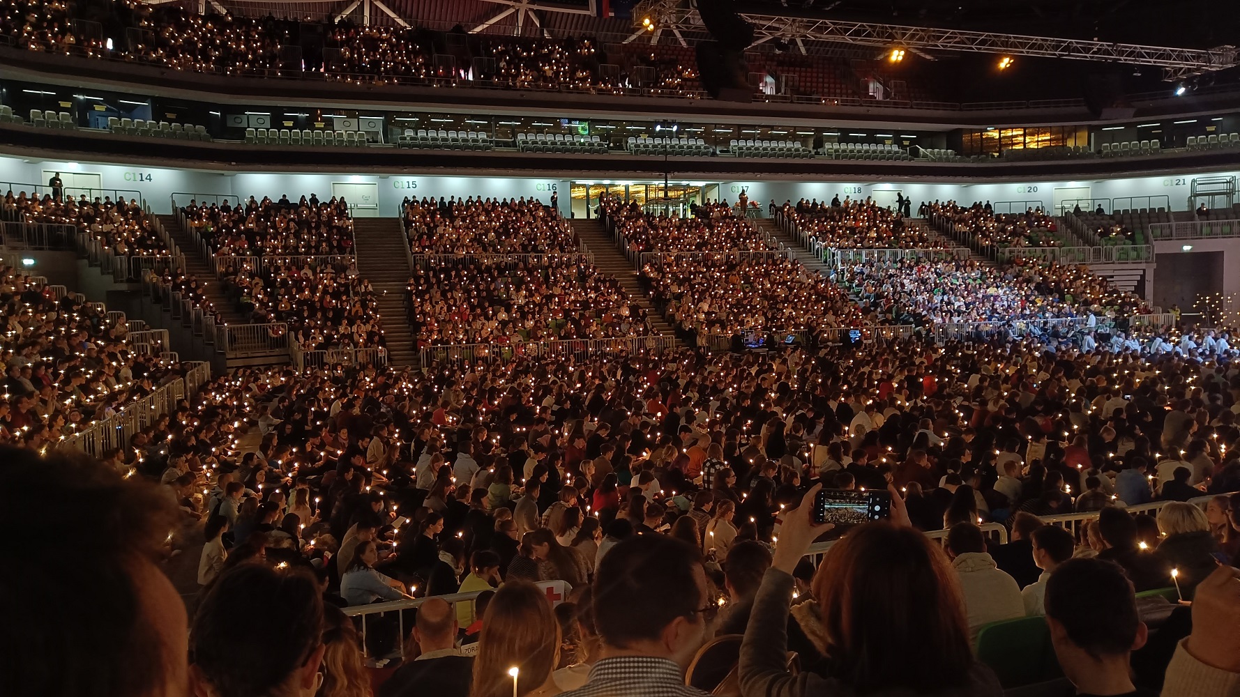 Scopri di più sull'articolo Bereichernde Tage voller Gemeinschaftsgefühl – Taizé Jugendtreffen in Ljubljana ist beendet