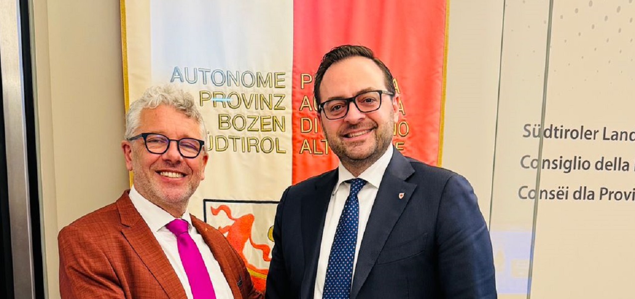 Mehr über den Artikel erfahren Delegazione ceca in visita in Alto Adige, focus su scuola ed economia