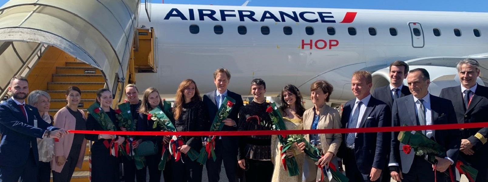 Mehr über den Artikel erfahren Air France collega Verona a Parigi, le due città dell’amore