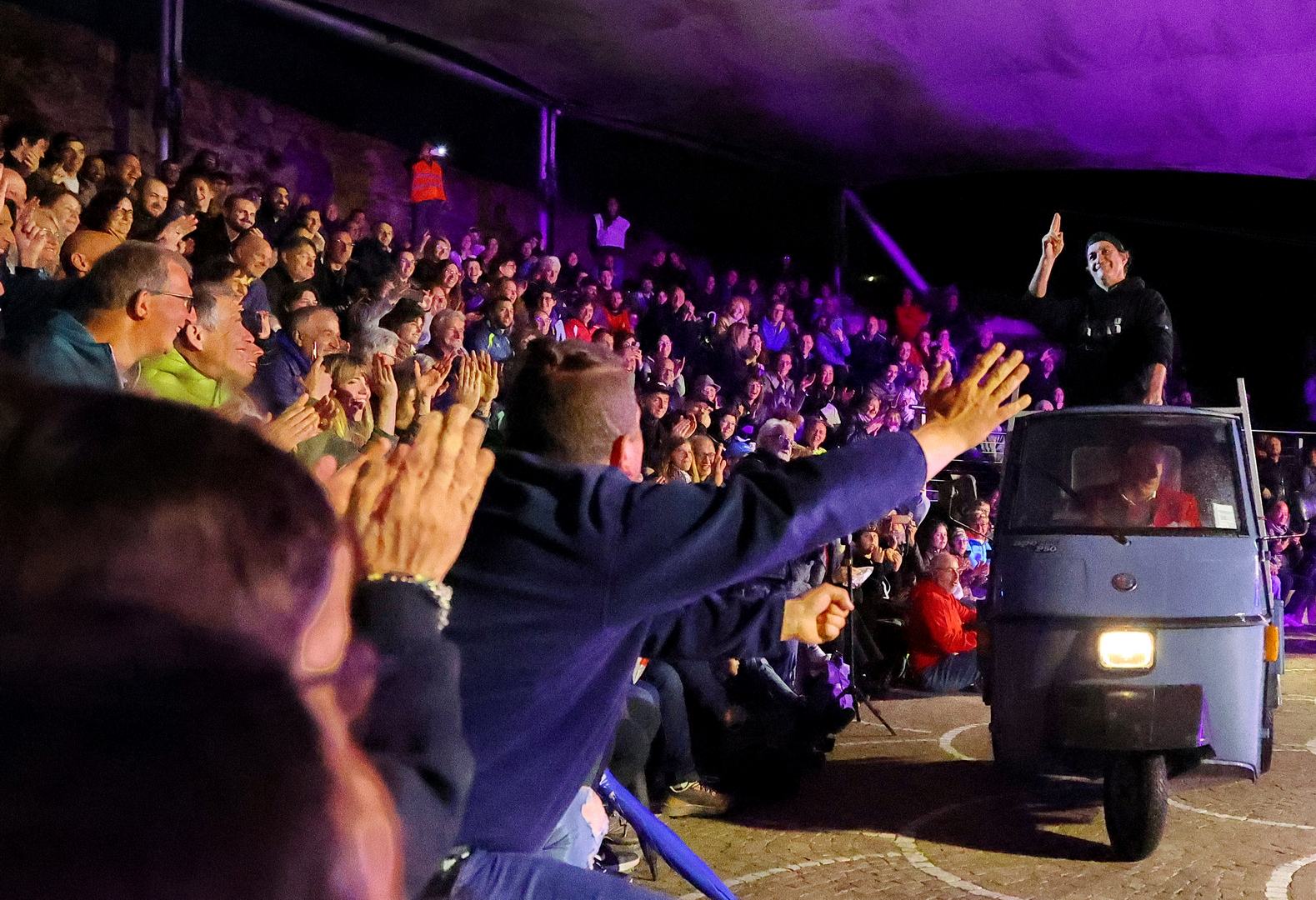 Scopri di più sull'articolo Trento. Al Teatro Capovolto una serata di musica e divertimento con gli Articolo 3ntino e la Banda Sociale di Lavis