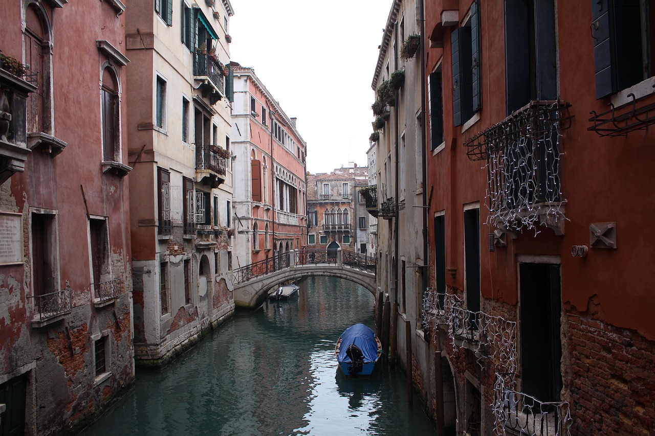 Scopri di più sull'articolo Maxi inchiesta a Venezia. In manette l’assessore Boraso, indagato il Sindaco