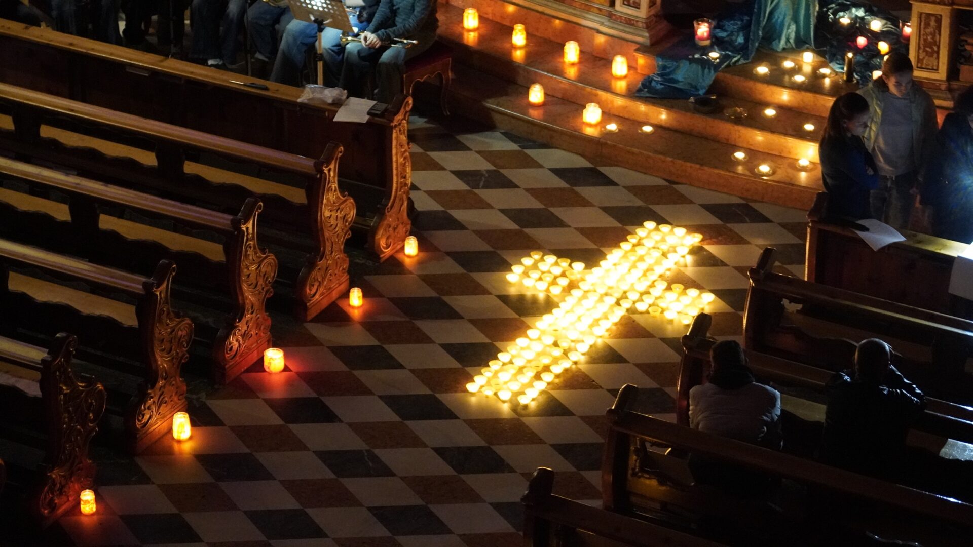 Scopri di più sull'articolo Die „Nacht der 1000 Lichter” in Gries: Ein gemütlicher Abend in Gemeinschaft und Besinnung